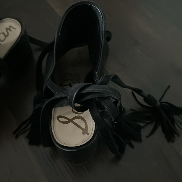 Suede Sam Edelman Sandals with Tassels - Picture 5 of 8